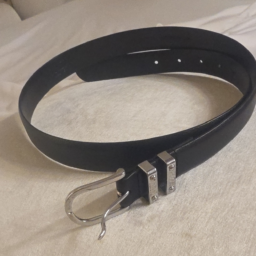 Lauren Ralph Lauren Full Grain Leather Black Belt with Silver Hook Buckle  M